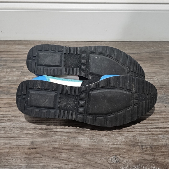 Steve Madden Funky Slide On Sneakers - Picture 5 of 9